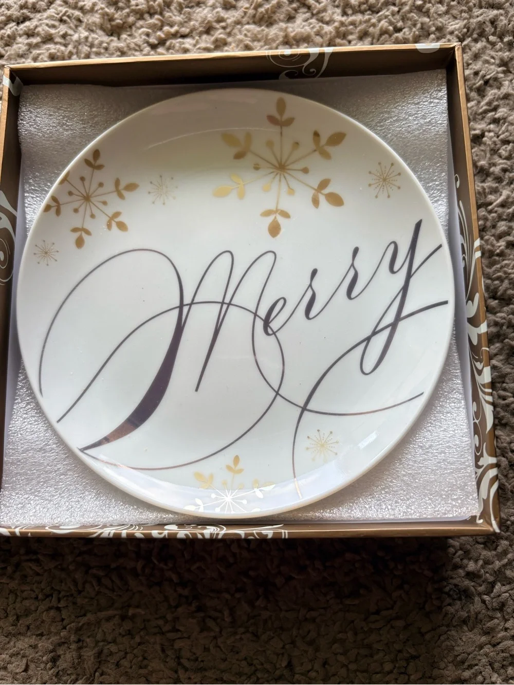 BRAND NEW Pier 1 White and Gold Holiday Appetizer Plates - Set of 4